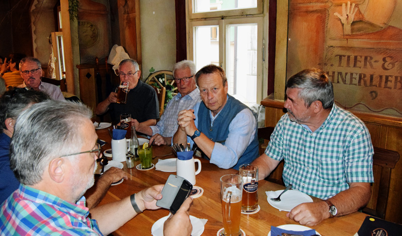 Beim Abendessen